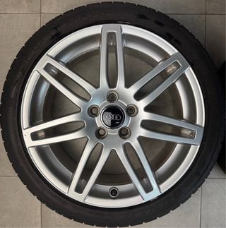 LLANTAS AUDI RS4 18 ORIGINALES CON NEUMÁTICOS