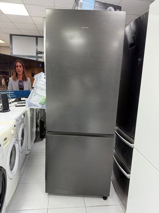 Nevera Samsung 75cm - 2,05m nueva con tara