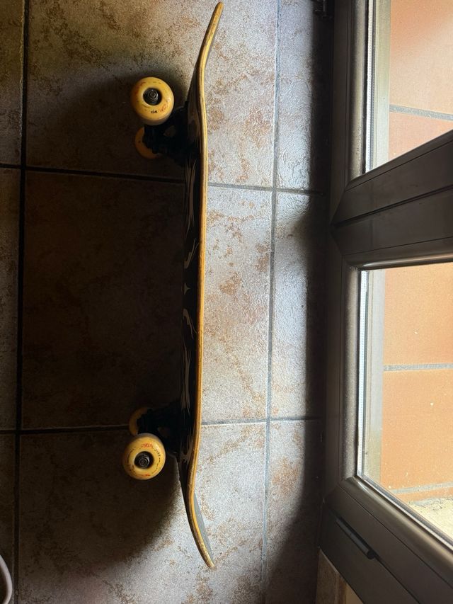 Monopatín Bestial Wolf