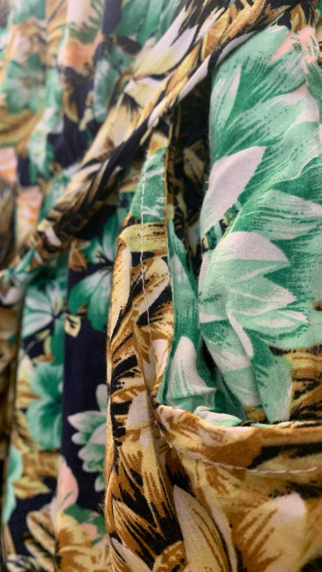 Mono Red Queen estampado flores S - M