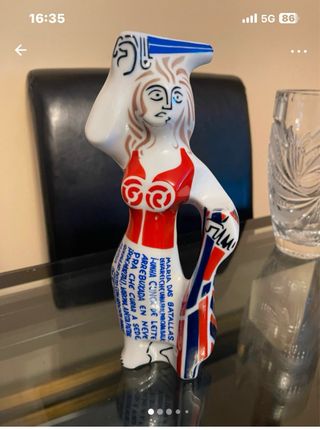 Figura Sargadelos María Pita