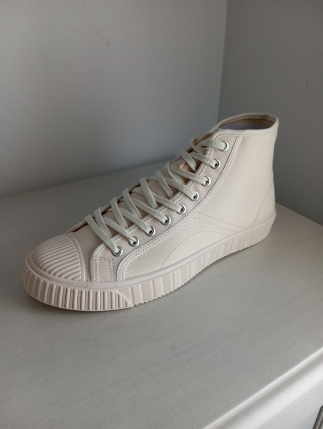 Zapatillas Zara beige hombre