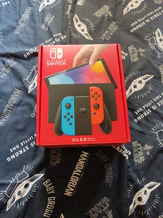 Nintendo Switch OLED - Azul y Rojo