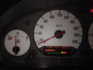 BMW 318i - Piezas