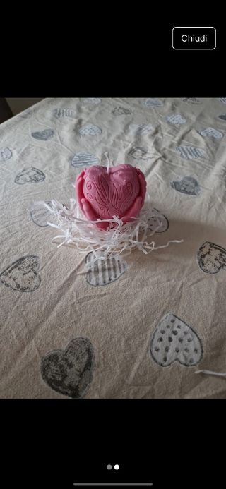 Candela a forma di cuore rosa