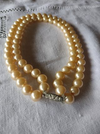 Collar perlas vintage beige
