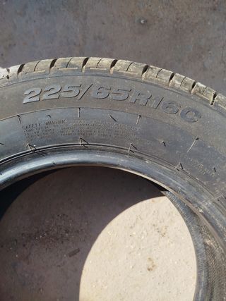 Neumático 225/65R16C 