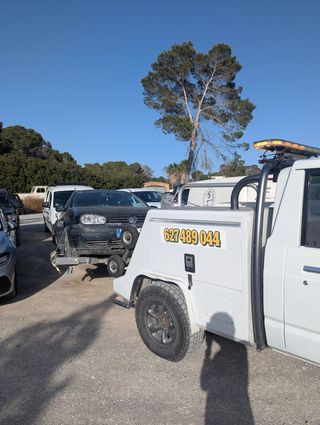 Remolque Ibiza - Grúas Ibiza 24h Grúas San Antonio