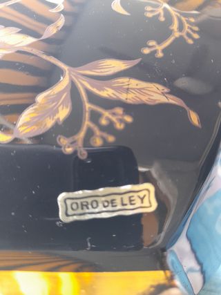 Jarrón Oro de Ley negro y dorado