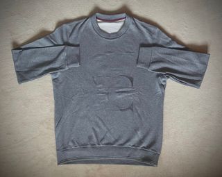 Sudadera gris Carolina Herrera