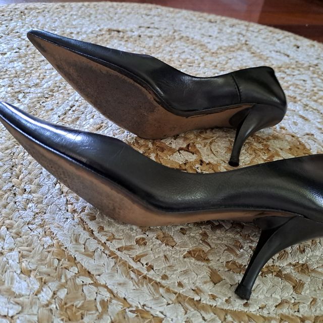 Zapatos de salon negros piel -talla 37