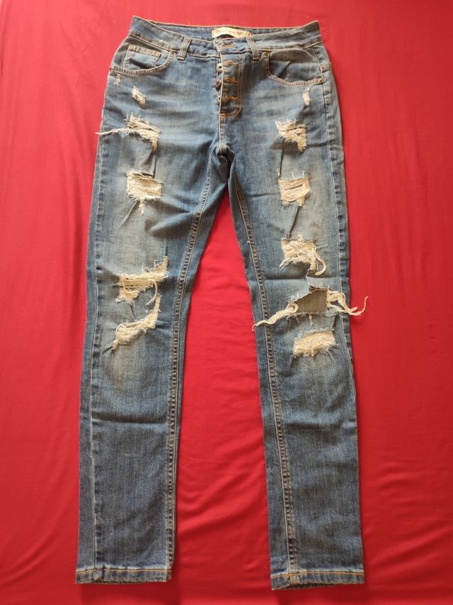 Jeans Almanegro strappati
