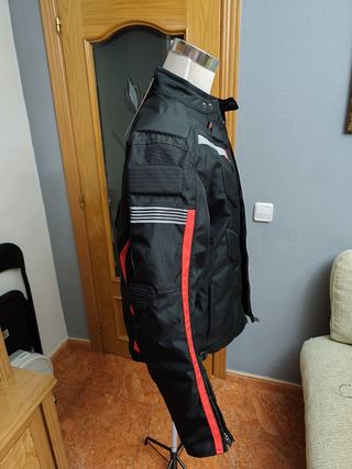 Chaqueta moto deportiva negra/roja