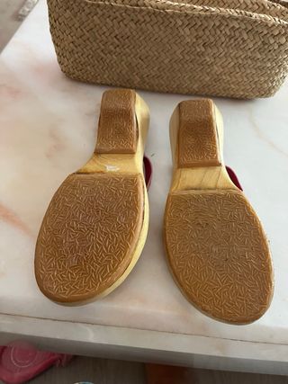 Sandalia verano de madera