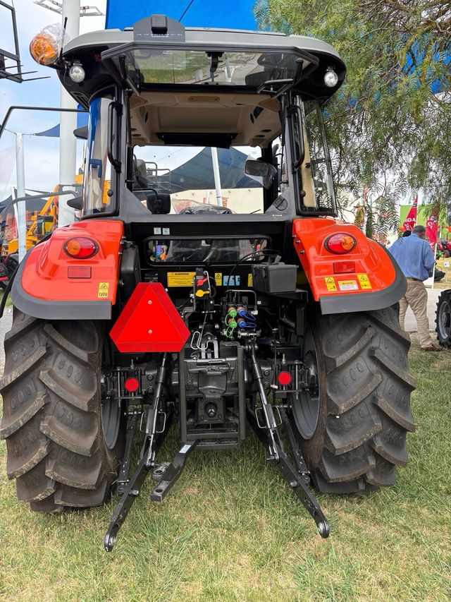 Tractor Tafe 7515 DT con cabina
