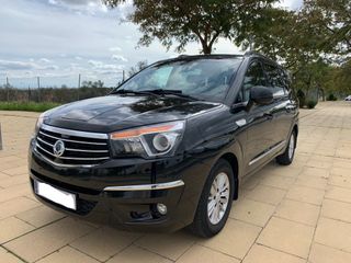 SsangYong Rodius 2015