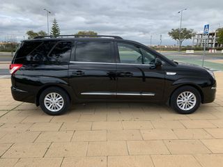 SsangYong Rodius 2015