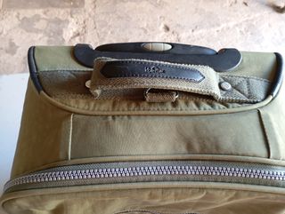 Maleta Kipling verde oliva - viaje. 60x40x20 