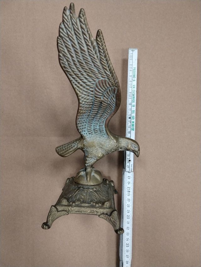 Aquila ornamentale vintage