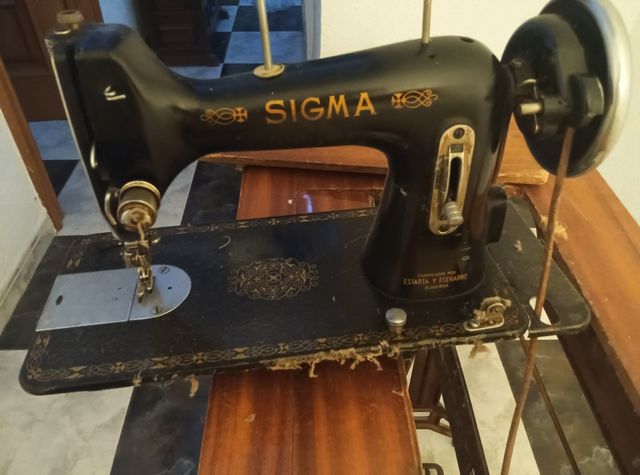 Máquina coser Sigma Antigua