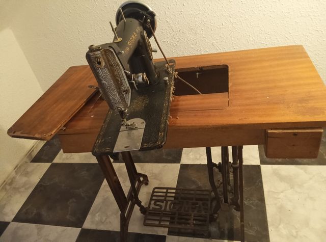 Máquina coser Sigma Antigua