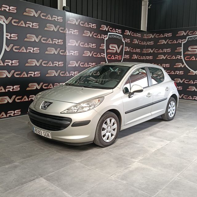 Peugeot 207 1.4 95Cv. Con sólo 98.000 kms.
