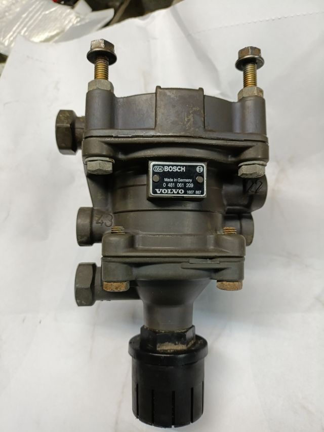 Valvola VOLVO 1607 887 - Bosch