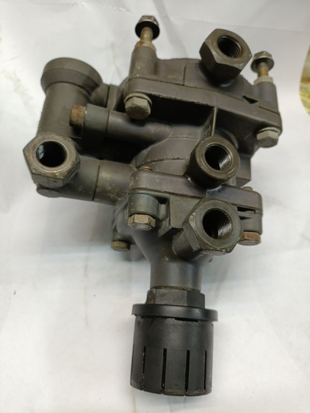 Valvola VOLVO 1607 887 - Bosch