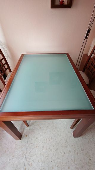 Mesa cristal extensible + sillas