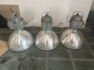Focos industriales - 3 unidades Marca Mat Inductio