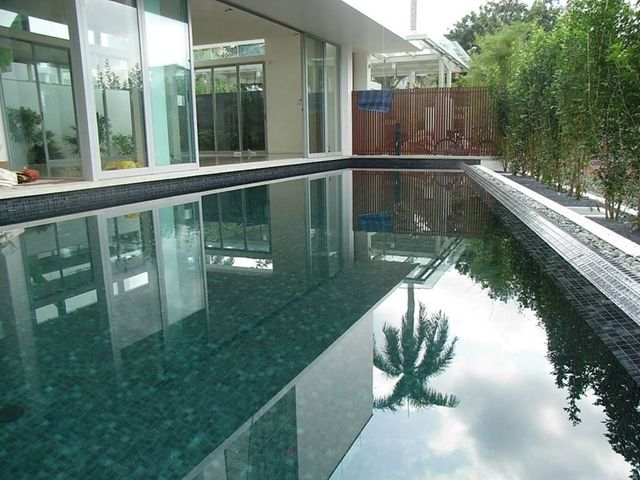 Embellece piscina salina