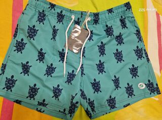 Bañador corto estampado tortugas