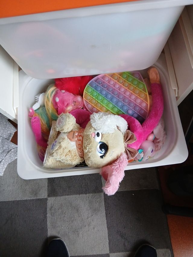 Armario almacenaje juguetes