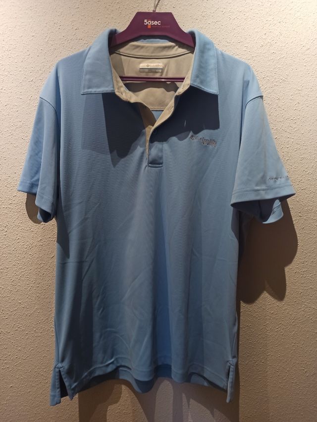 Polos Columbia