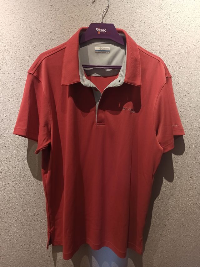Polos Columbia