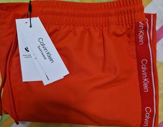 Bañador Calvin Klein naranja
