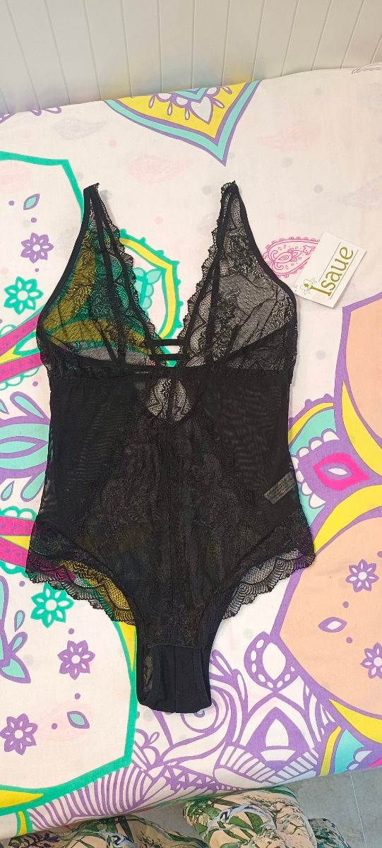 Body encaje negro