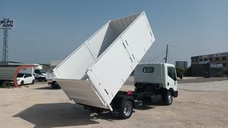 NISSAN CABSTAR 2015 BASCULANTE PUERTA ELEV ENSERES