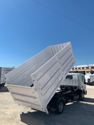 NISSAN CABSTAR 2015 BASCULANTE PUERTA ELEV ENSERES