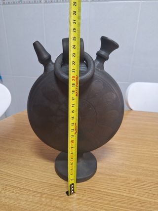 Antiguo Botijo Cerámica Negra