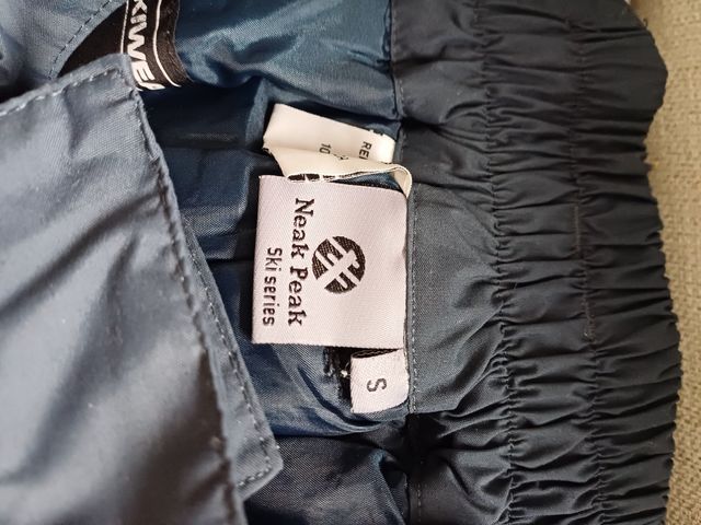 Chaqueta y pantalón  Nieve Neak Peak