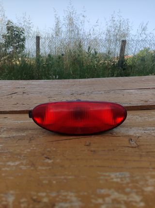 Luz trasera antiniebla Peugeot 206