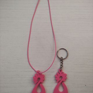 Llaveros y collares Virgen del Pilar rosa