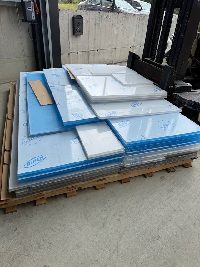 Láminas metacrilato  de 25 mm