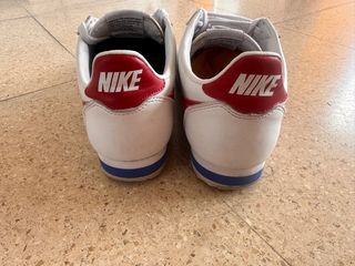 Nike cortez blancas y rojas