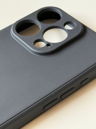 Carcasa iPhone 16 Pro - Negra