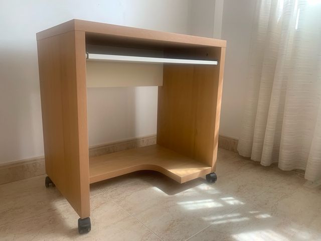 Mesa ordenador ruedas - Madera