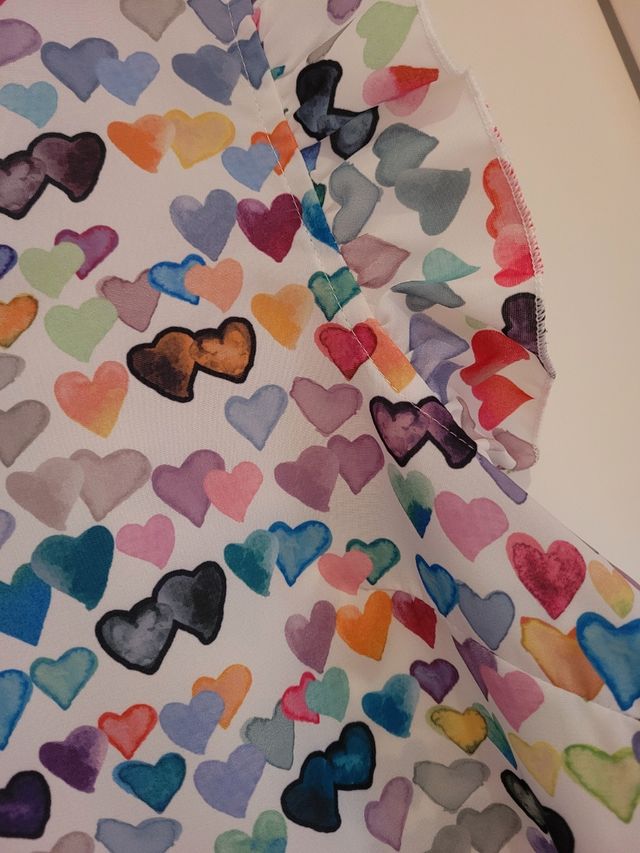 Blusa corazones multicolor 