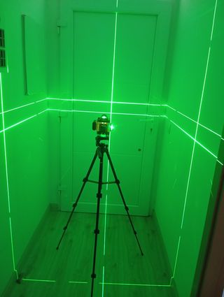 Nivel Láser 360º - Alta precisión con trípode nuev