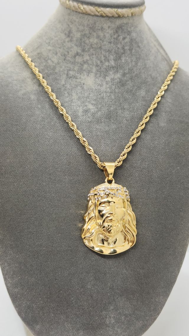 Collar dije Jesucristo acero-oro
